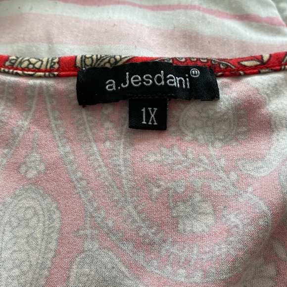 NWOT Red Paisley Handkerchief Tunic - Picture 2 of 5